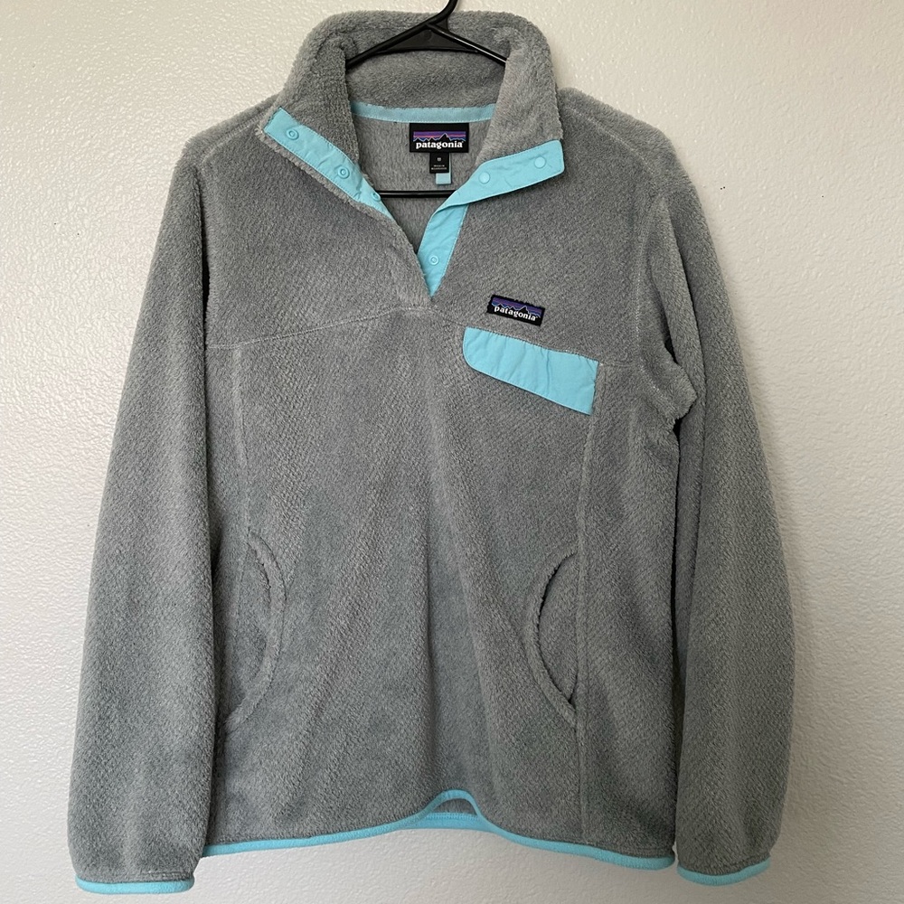 Patagonia grey/ turquoise jacket
